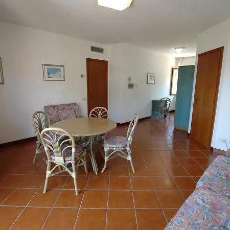 アパートホテル Rio D'elba 3*